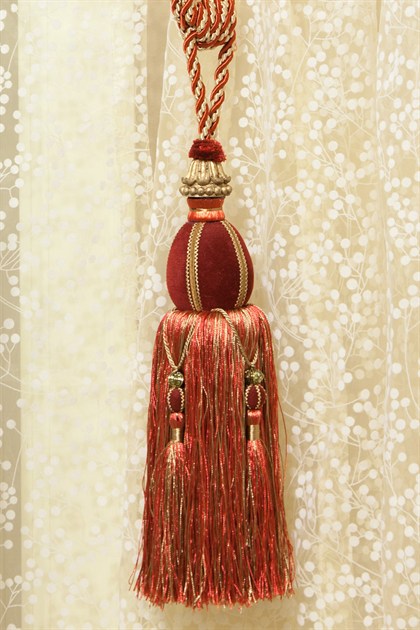 Picture of Luxury Tassel - Red