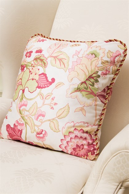 Picture of Pink Botanic Print Pillow Case