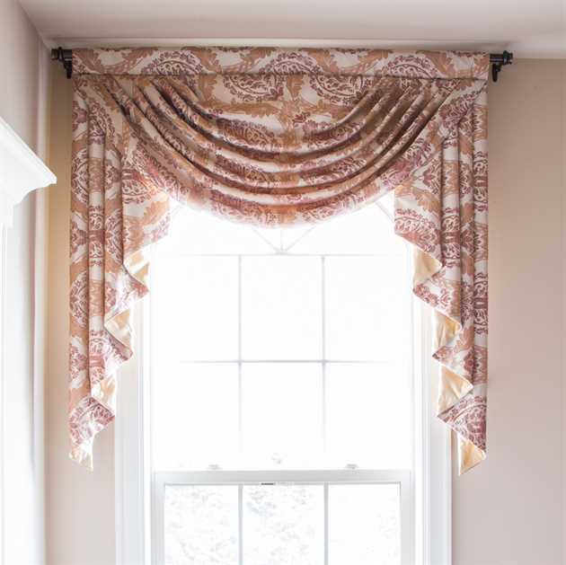 Picture of Pink Fern Valance